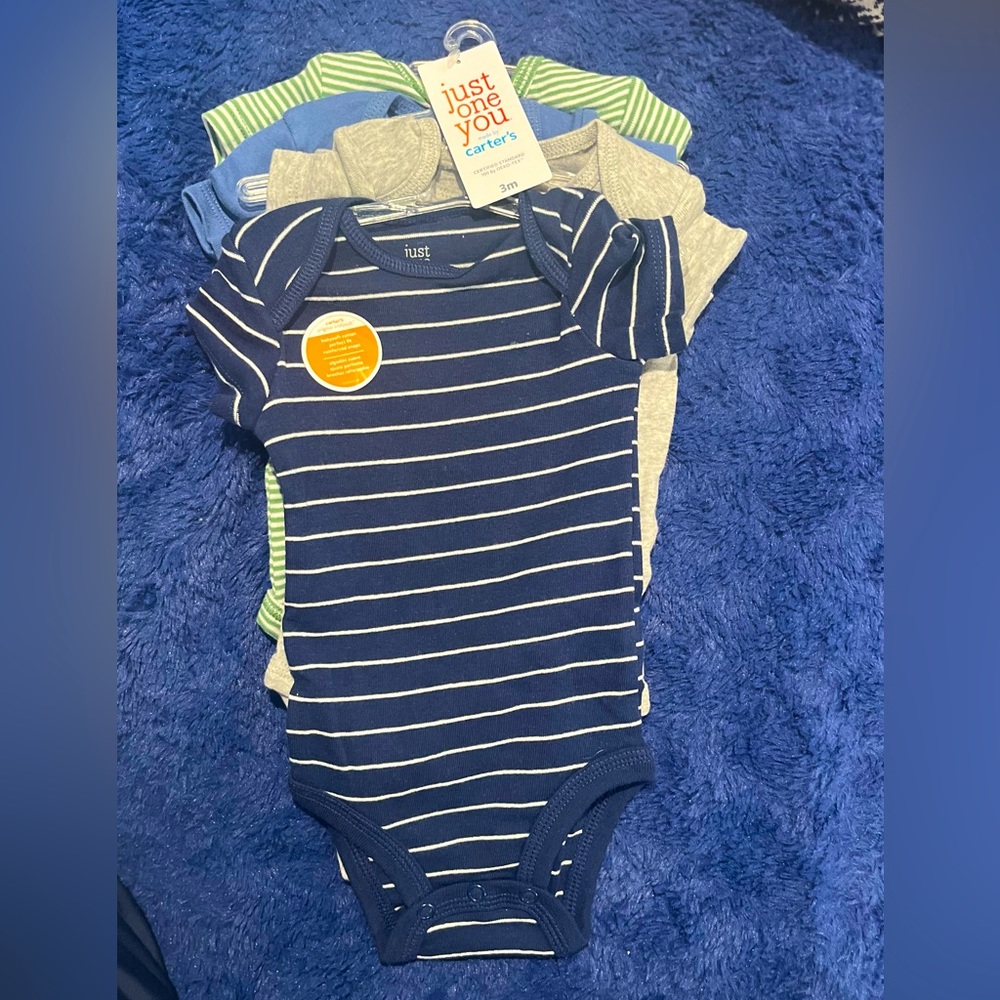 4 Boys bodysuits